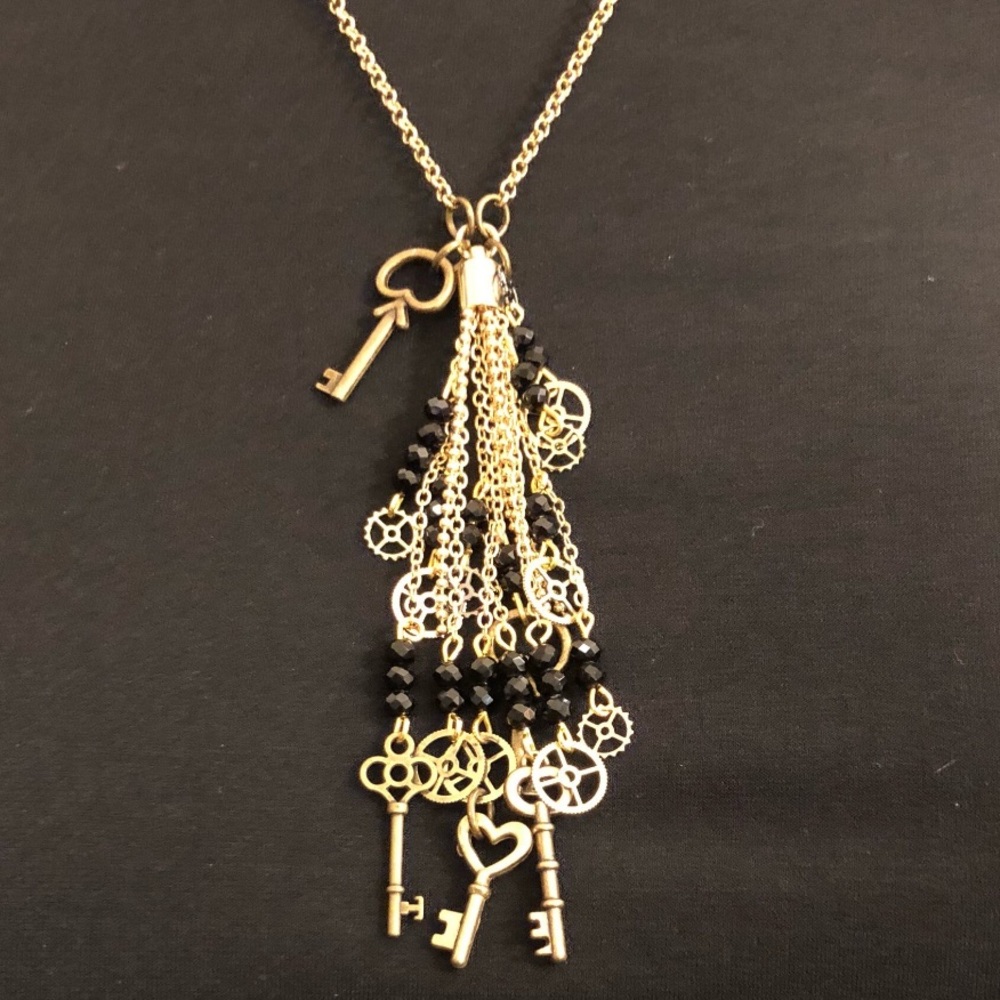 Steampunk pendent artist made Swarovski crystal